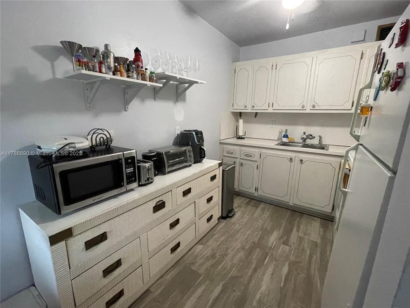 Picture of 279 Markham M # M, Deerfield Beach FL 33442