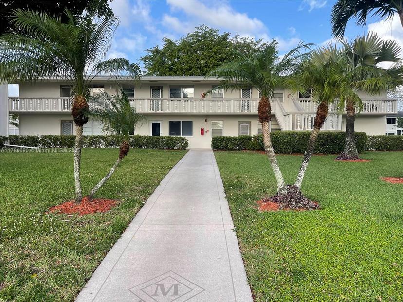 Picture of 279 Markham M # M, Deerfield Beach FL 33442
