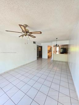 Picture of 1900 W 54Th St # 120, Hialeah, FL 33012