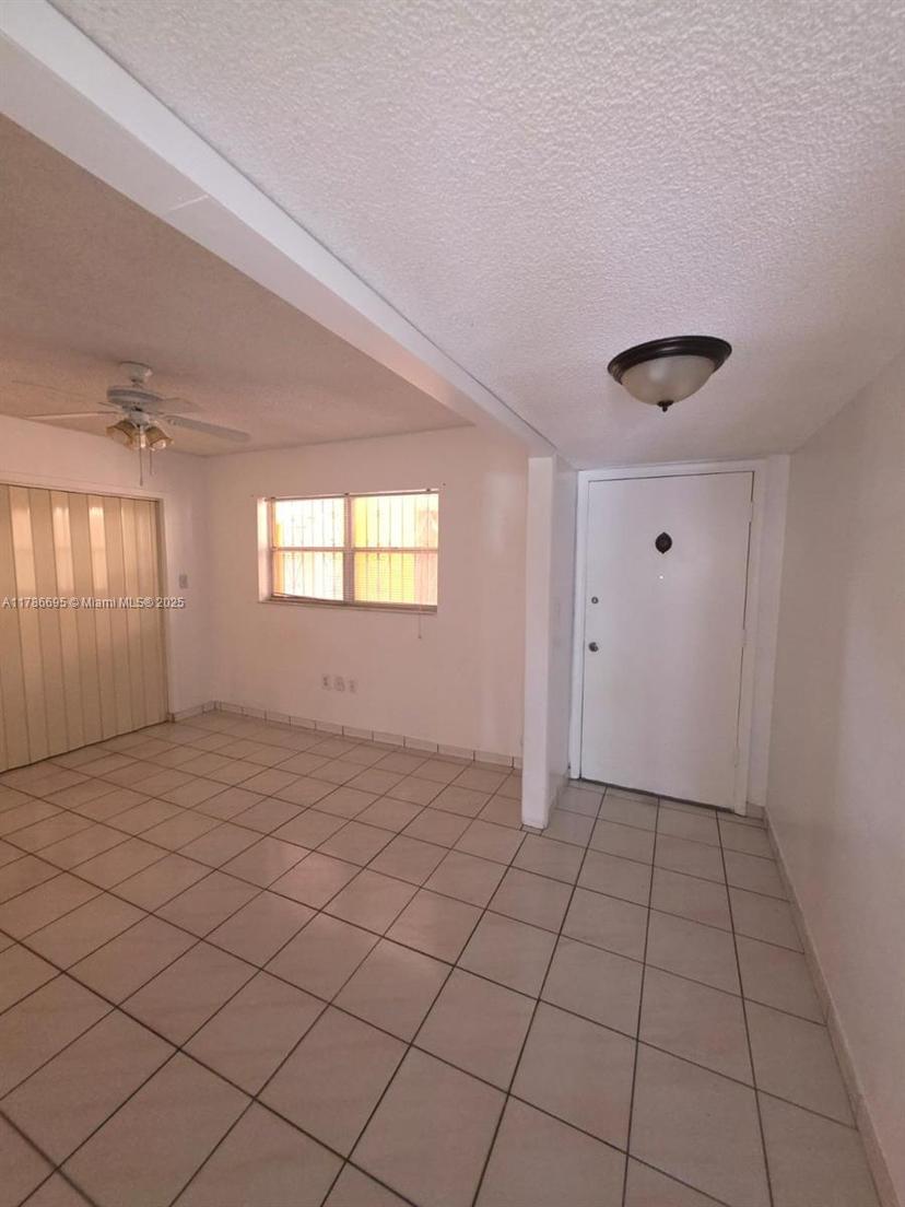 Picture of 1900 W 54Th St # 120, Hialeah FL 33012