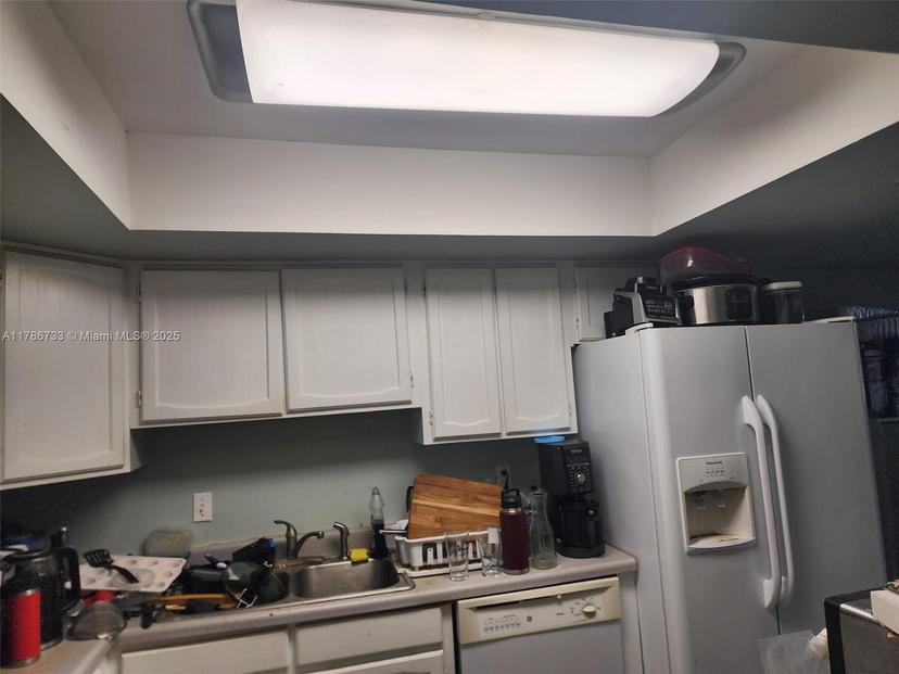 Picture of 210 Queens Ct, Other City - In The State Of Florida FL 32937