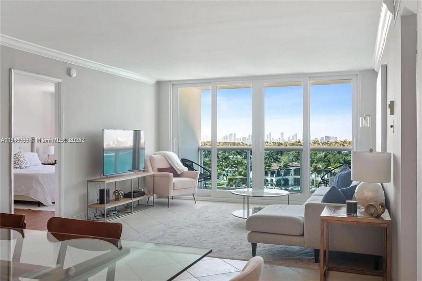 Picture of 6770 Indian Creek Dr # 8E, Miami Beach FL 33141
