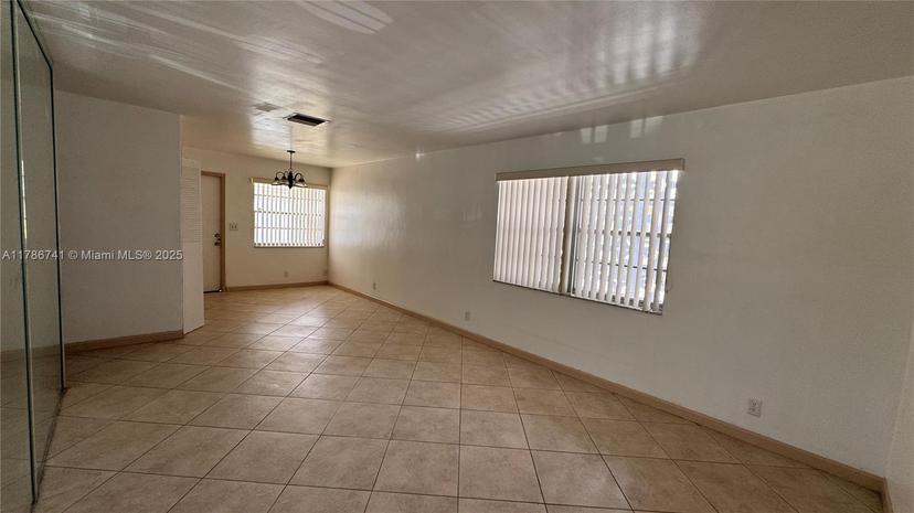 Picture of 3856 S Cir Dr # 3, Hollywood FL 33021