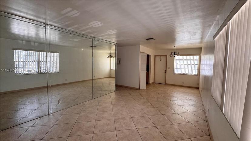 Picture of 3856 S Cir Dr # 3, Hollywood FL 33021