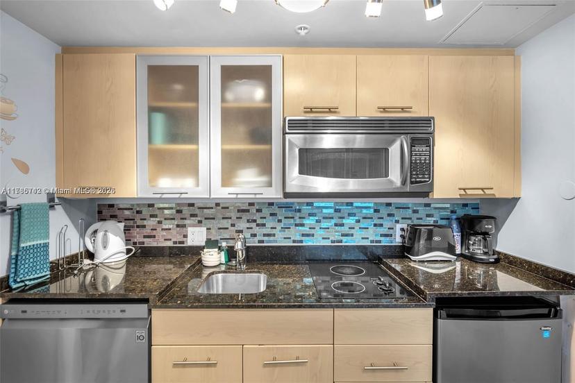 Picture of 2670 E Sunrise Blvd # 1002, Fort Lauderdale FL 33304