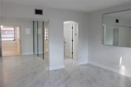 Picture of 971 E 18Th St, Hialeah, FL 33013