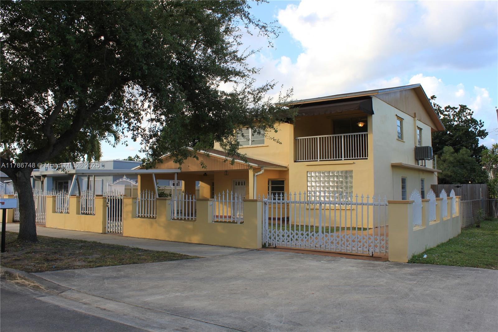 Picture of 971 E 18Th St, Hialeah, FL 33013