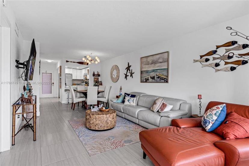 Picture of 455 Paradise Isle Blvd # 106, Hallandale Beach FL 33009