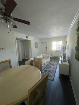 Picture of 22701 SW 88Th Pl # 9, Cutler Bay, FL 33190
