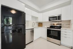 Picture of 2020 Prairie Ave # 205, Miami Beach, FL 33139