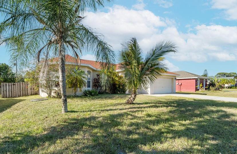 Picture of 313 SE Husted Ter, Port St. Lucie FL 34983