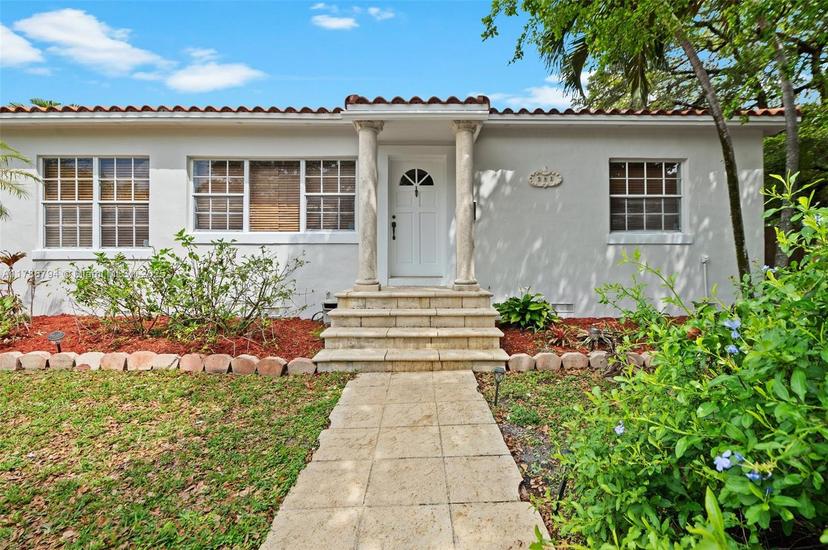 Picture of 541 Lenape Dr, Miami Springs FL 33166