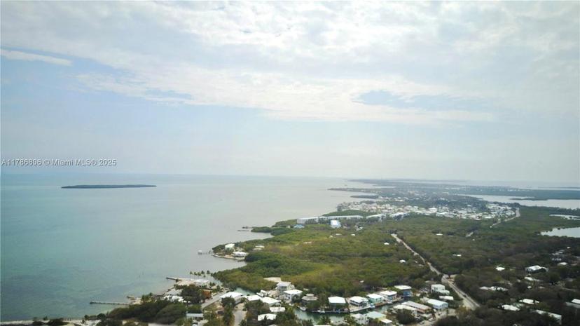 Picture of 206 Normandy Dr, Tavernier FL 33070