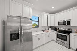 Picture of 224 Chiquita Blvd N, Cape Coral, FL 33993