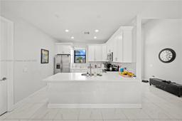 Picture of 224 Chiquita Blvd N, Cape Coral, FL 33993