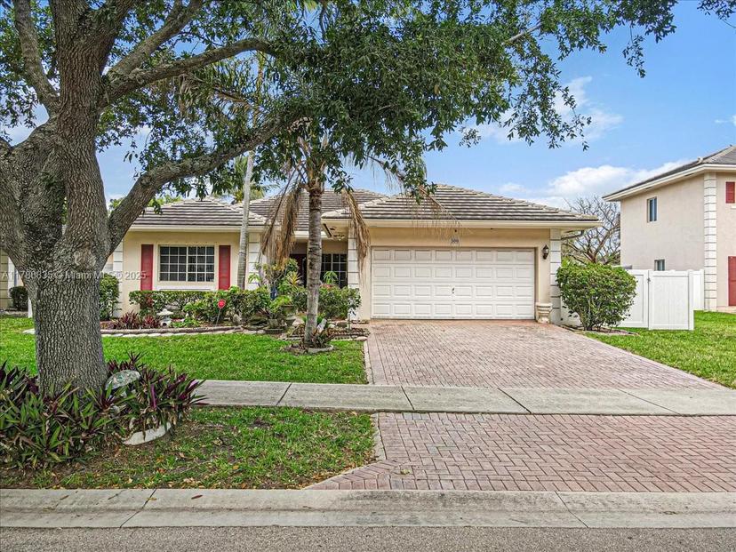 Picture of 300 NW 17Th Ave, Pompano Beach FL 33069