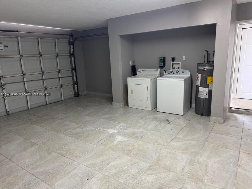Picture of 1096 SW 134Th Ct, Miami FL 33184