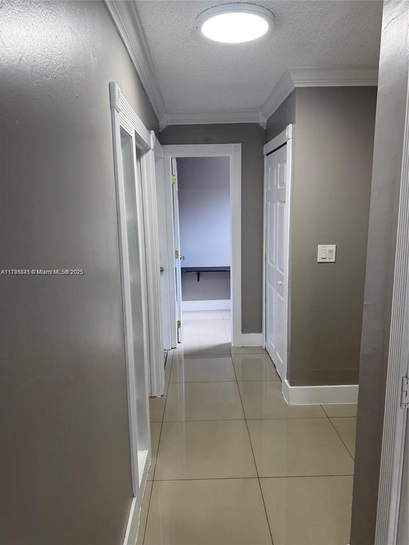 Picture of 1096 SW 134Th Ct, Miami FL 33184