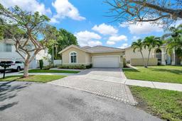 Picture of 4643 NW 94Th Pl, Doral, FL 33178