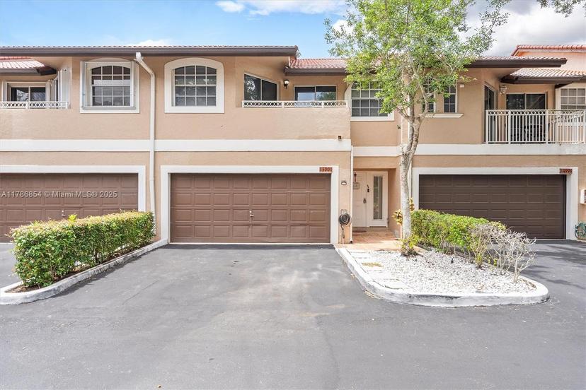 Picture of 5001 Riverside Dr # 303, Coral Springs FL 33067