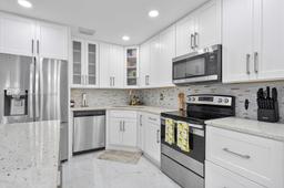 Picture of 5001 Riverside Dr # 303, Coral Springs, FL 33067
