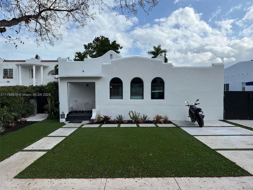 Picture of 2360 SW 12Th St, Miami FL 33135