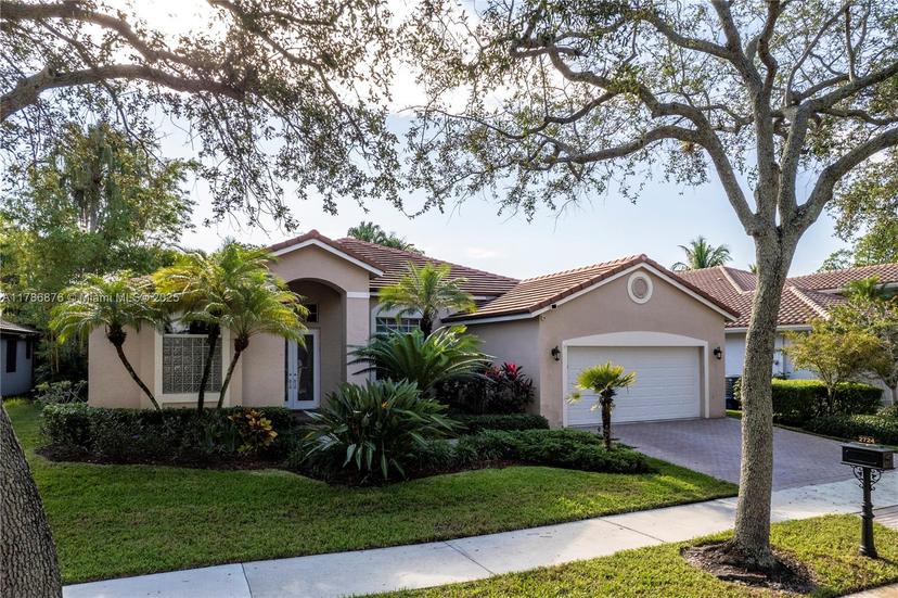 Picture of 2724 Oakbrook Dr, Weston FL 33332
