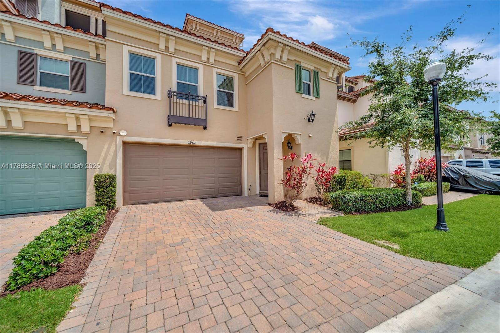 Picture of 2962 NW 124Th Way, Sunrise, FL 33323