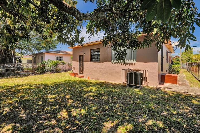Picture of 1340 NW 70Th St, Miami FL 33147