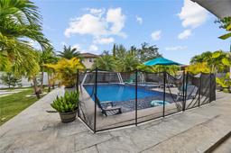Picture of 19512 SW 133Rd Ave, Miami, FL 33177