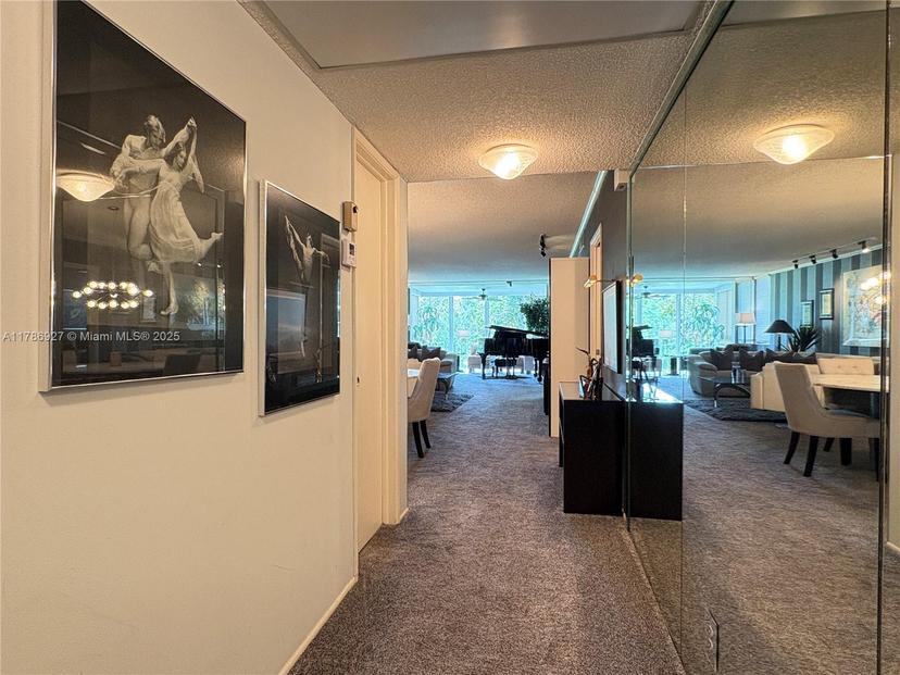 Picture of 4020 W Palm Aire Dr # 211, Pompano Beach FL 33069
