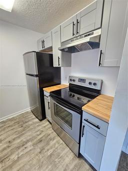 Picture of 4221 W Mcnab Rd # 22, Pompano Beach, FL 33069