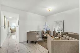 Picture of 15430 SW 82Nd Ln # 625, Miami, FL 33193