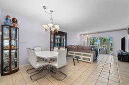 Picture of 3800 Hillcrest Dr # 210, Hollywood, FL 33021