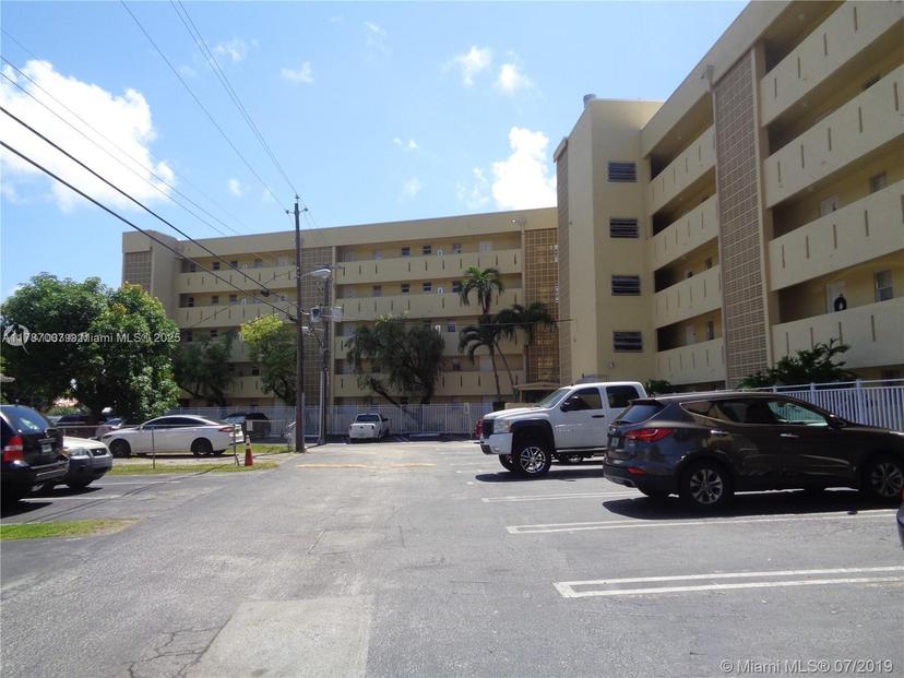 Picture of 2690 SW 22 Th Ave # 501, Miami FL 33133
