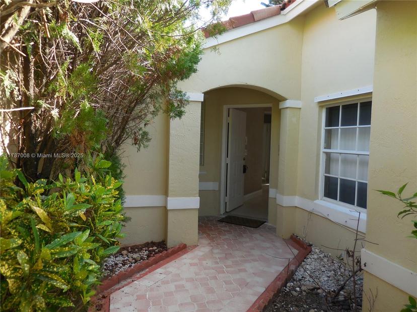 Picture of 17306 NW 8Th St, Pembroke Pines, FL 33029