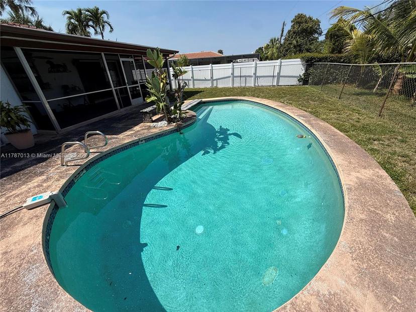 Picture of 65 W Palm Dr, Margate FL 33063