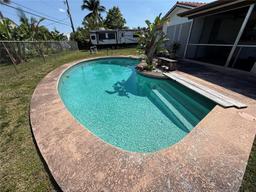 Picture of 65 W Palm Dr, Margate, FL 33063