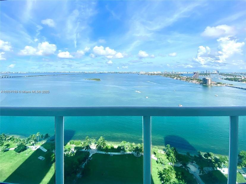 Picture of 1800 N Bayshore Dr # 2903, Miami FL 33132