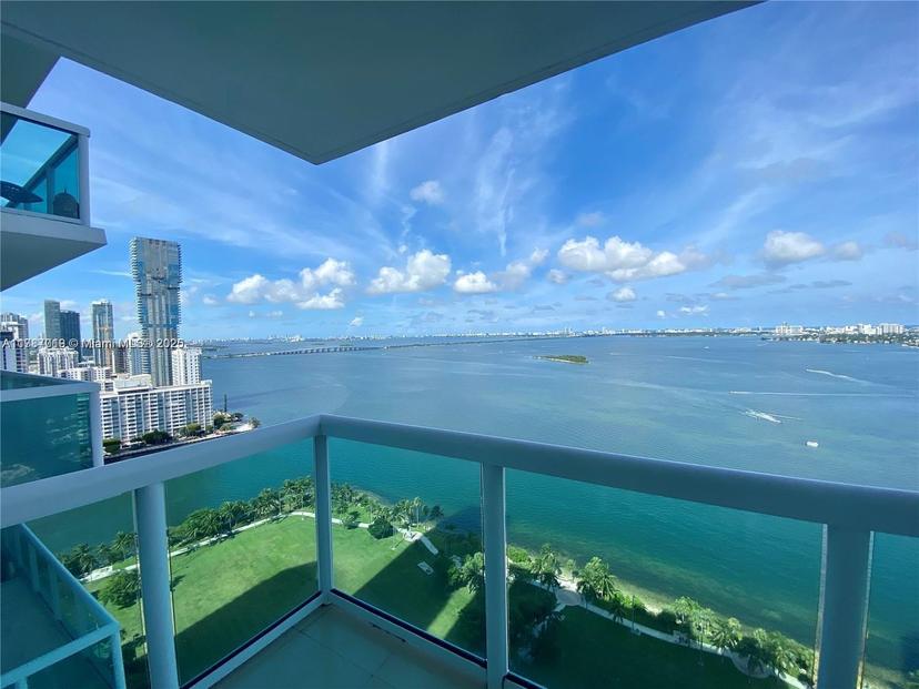 Picture of 1800 N Bayshore Dr # 2903, Miami FL 33132