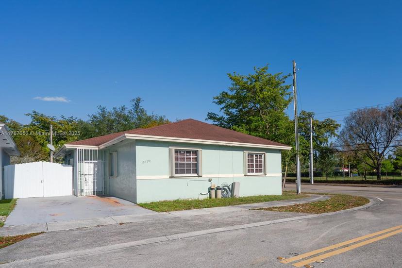 Picture of 20701 NW 30Th Ct, Miami Gardens FL 33056