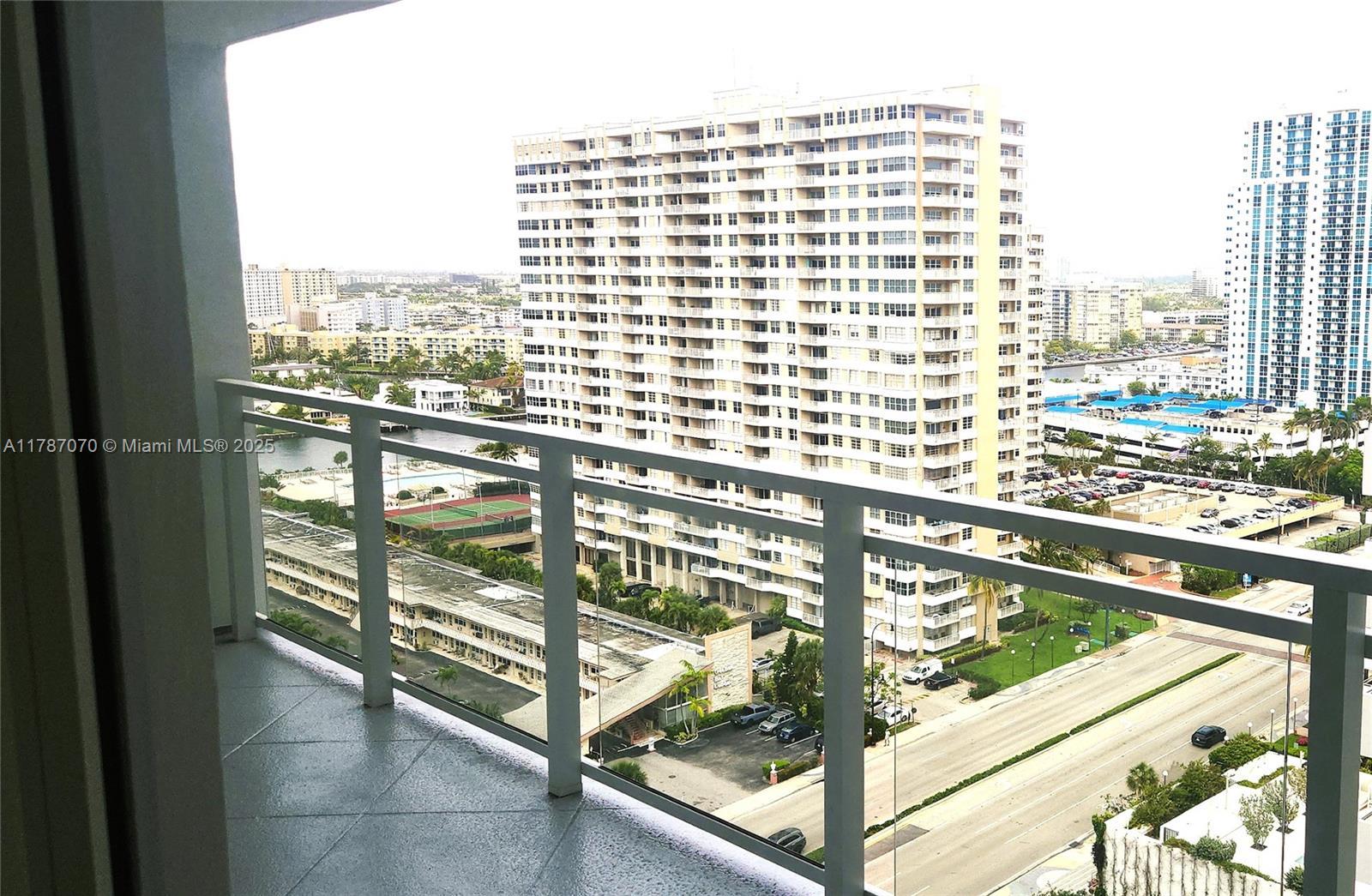 Picture of 2030 S Ocean Dr # 1704, Hallandale Beach, FL 33009