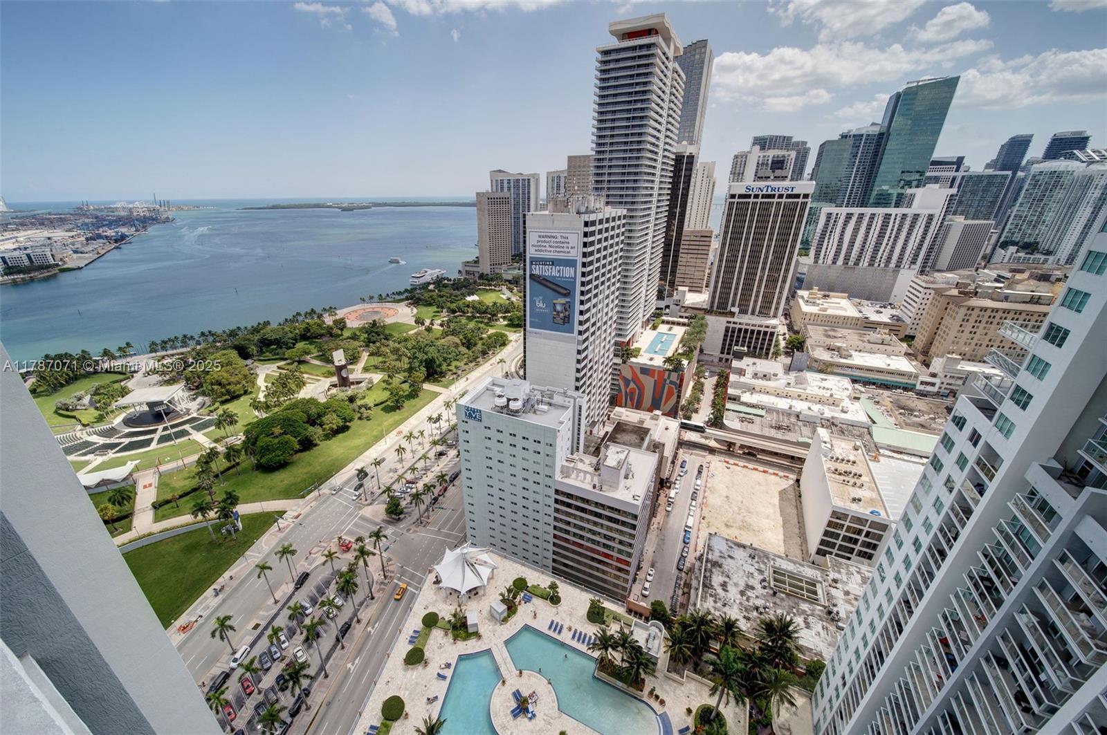Picture of 244 Biscayne Blvd # 3007, Miami, FL 33132