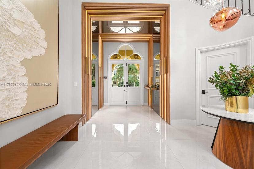 Picture of 1530 Island Blvd, Aventura FL 33160