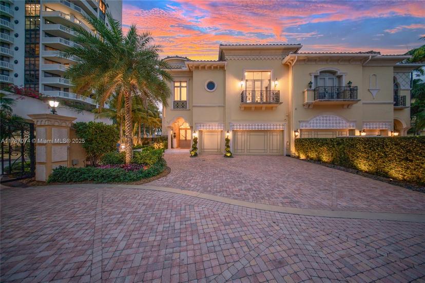 Picture of 1530 Island Blvd, Aventura FL 33160