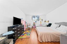 Picture of 19380 Collins Ave # 226, Sunny Isles Beach, FL 33160