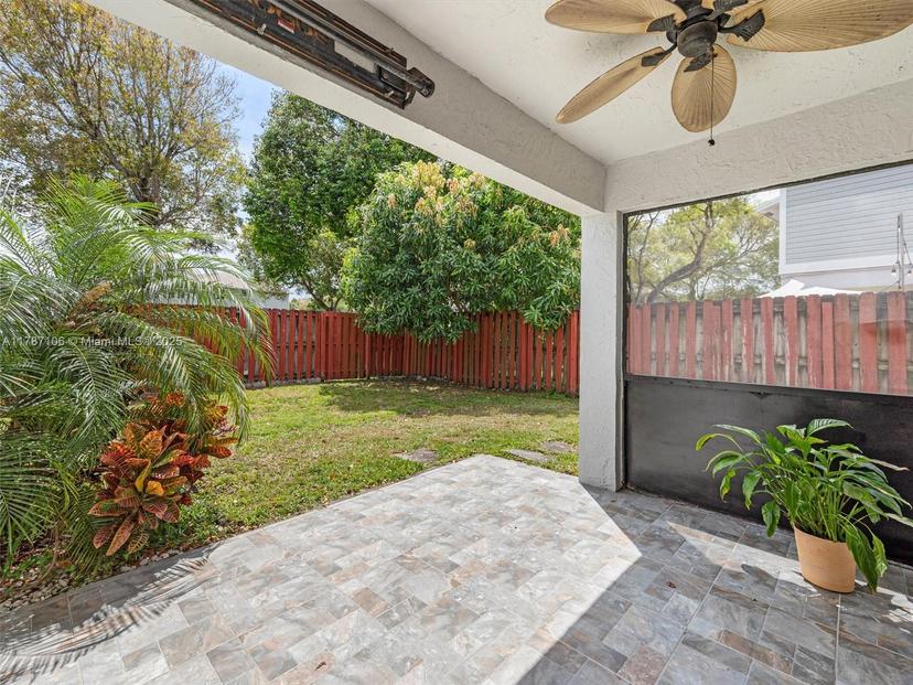 Picture of 301 NW 106Th Ter, Pembroke Pines FL 33026