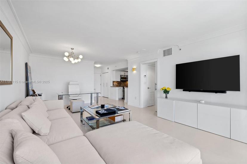 Picture of 90 Alton Rd # 907, Miami Beach FL 33139