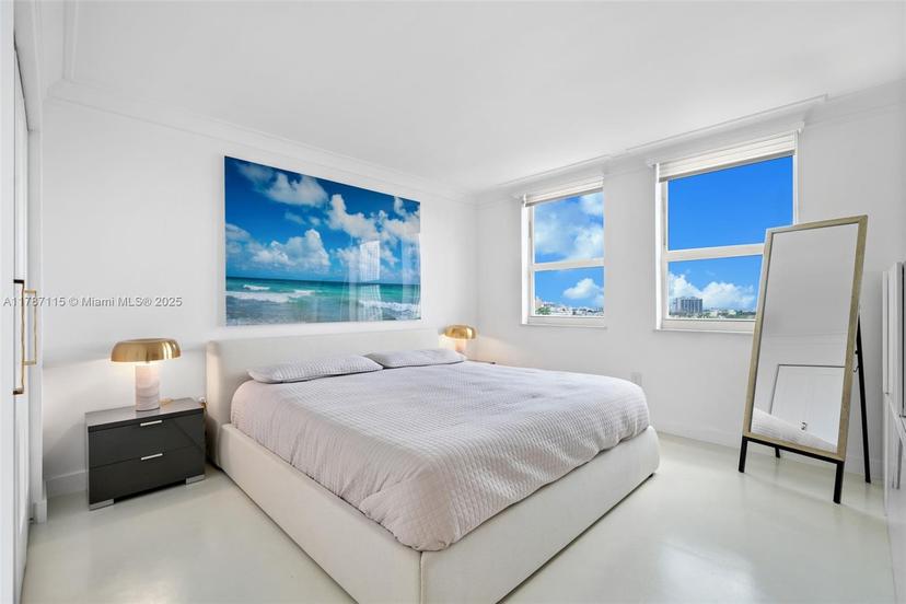 Picture of 90 Alton Rd # 907, Miami Beach FL 33139