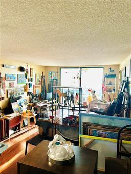 Picture of 2840 Somerset Dr # 410M, Lauderdale Lakes, FL 33311